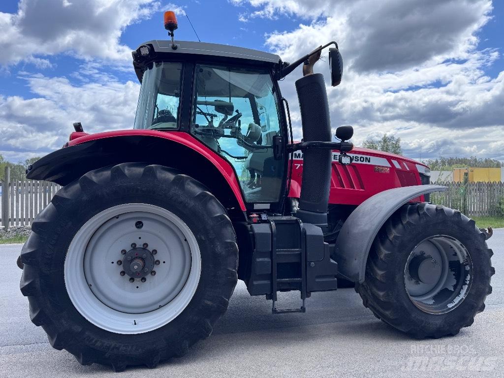 Massey Ferguson 7726 Traktory