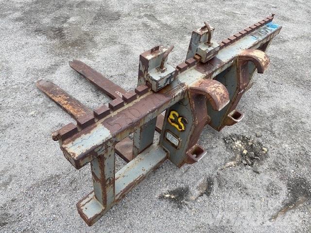 CAT 950 G forks Vidlica