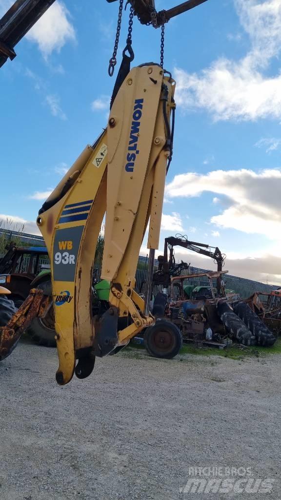 Komatsu WB93 R5 Rýpadlo-nakladače