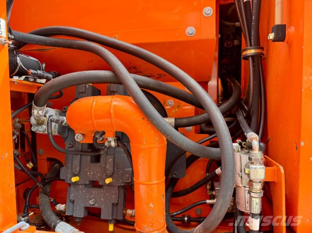 Doosan DX 160 W Kolesové rýpadlá