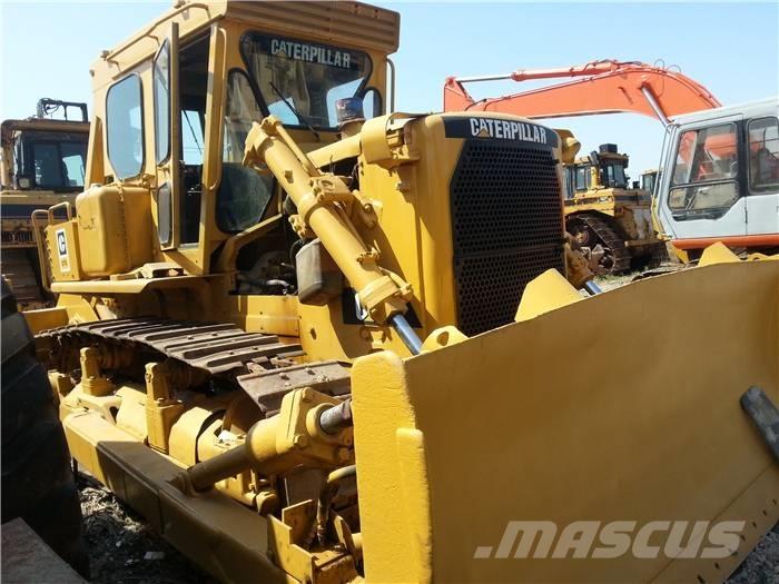 CAT D 7 G Pásové dozéry
