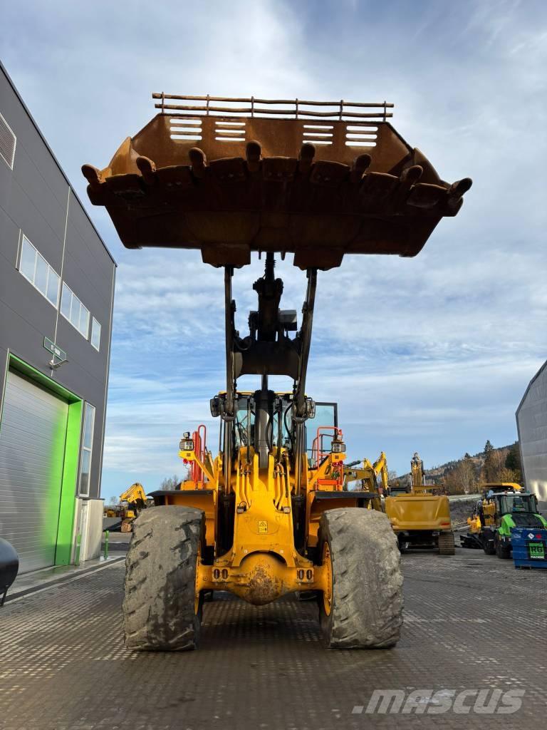 Volvo L 350 H Kolesové nakladače