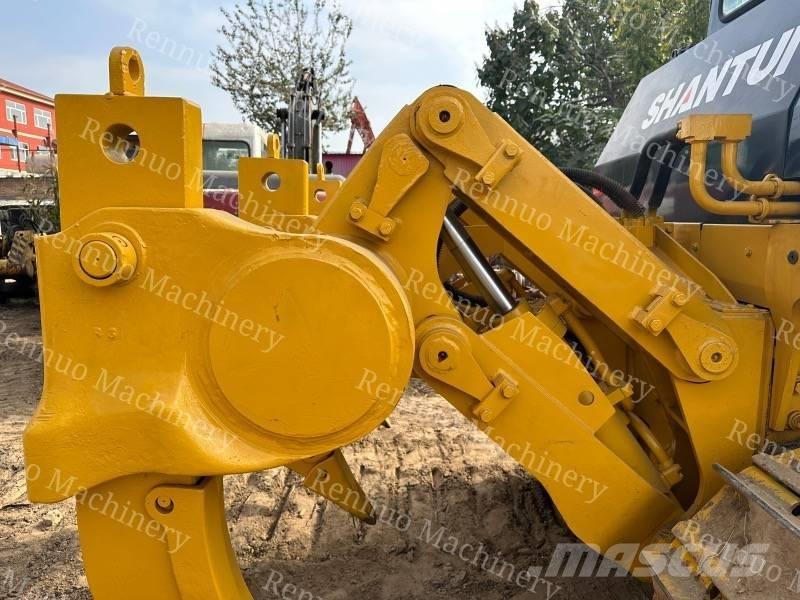 Shantui SD 22 Pásové dozéry