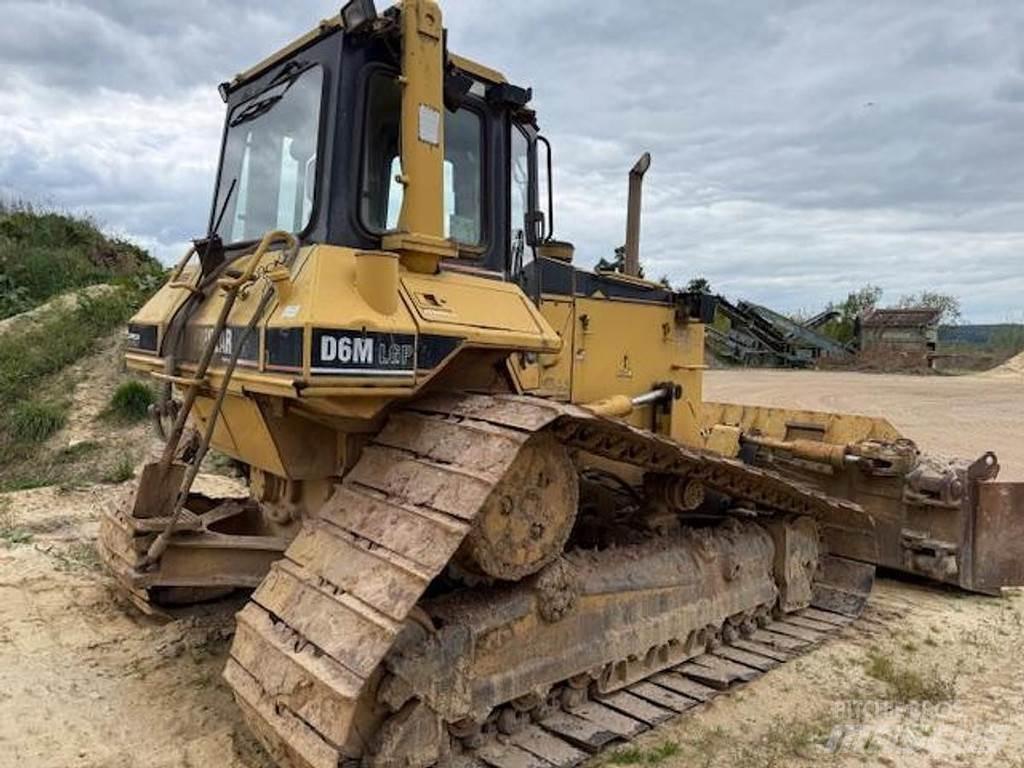 CAT D6M LGP Pásové dozéry