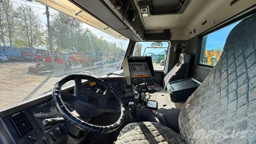 Volvo FL GUDRONATOR Rozstrekovače asfaltu