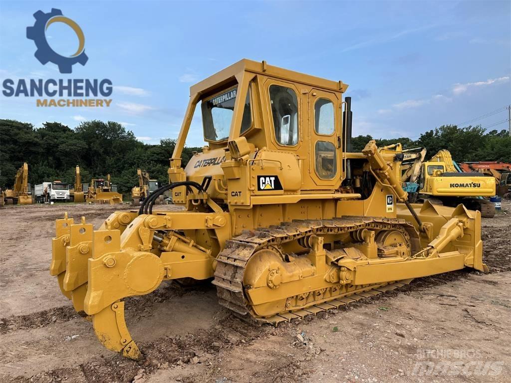 CAT D 7 G Pásové dozéry