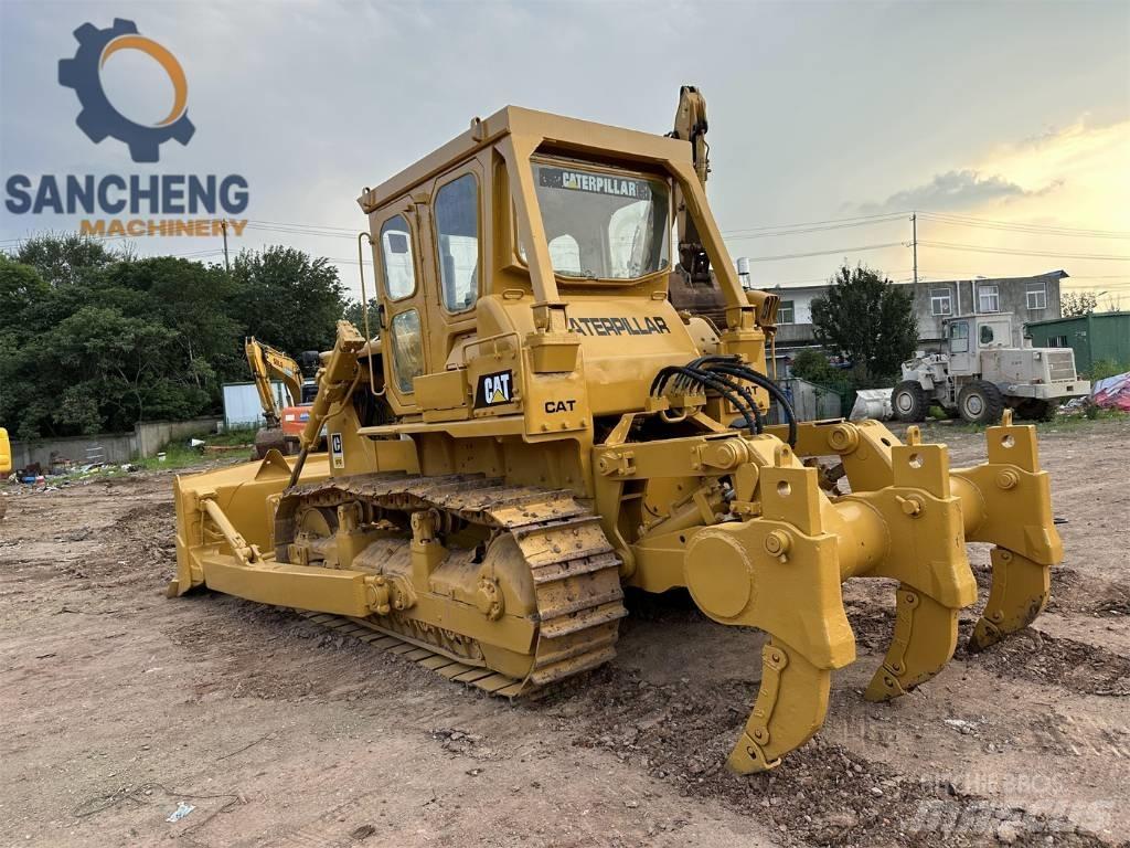 CAT D 7 G Pásové dozéry