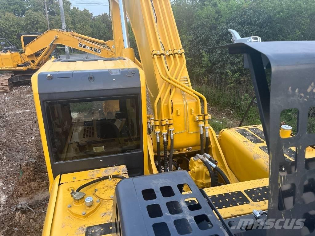 Komatsu PC 450-8 Pásové rýpadlá