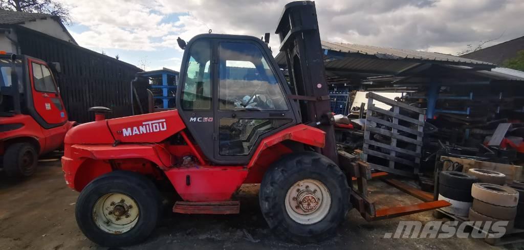 Manitou MC 50 Terénne vysokozdvižné vozíky