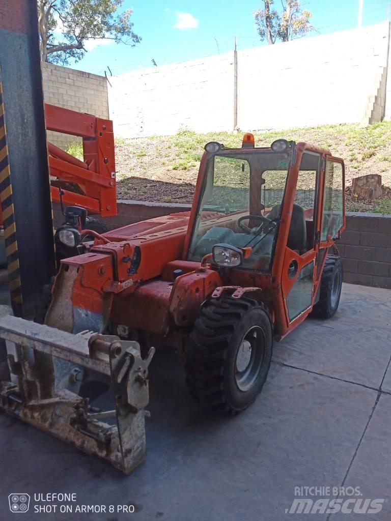 JCB 525-60 Teleskopické manipulátory