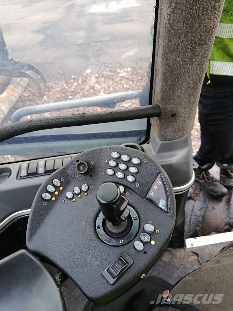 Rottne F15 Lesné traktory