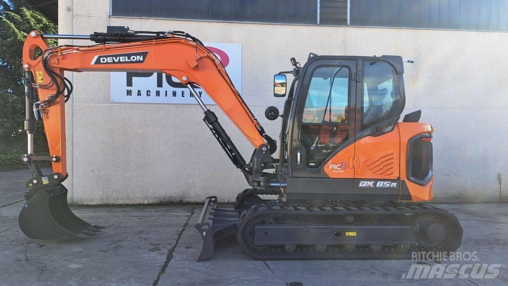 Develon DX 85 R-7 Midi rýpadlá 7 t - 12 t