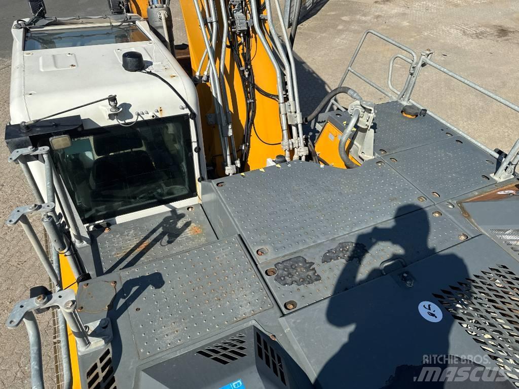 Liebherr R 926 LC Pásové rýpadlá