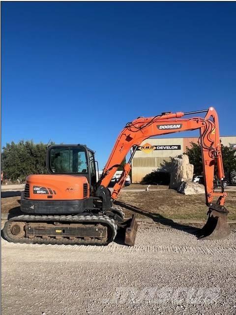 Doosan DX 85 R-3 Midi rýpadlá 7 t - 12 t