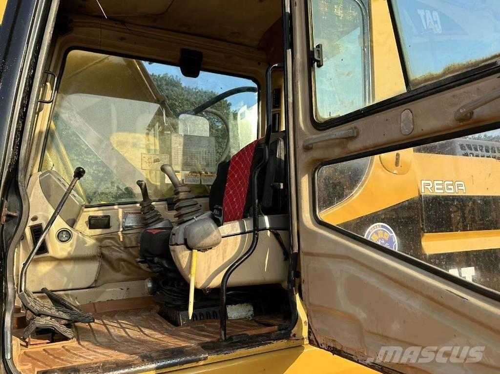 CAT 320 B Pásové rýpadlá