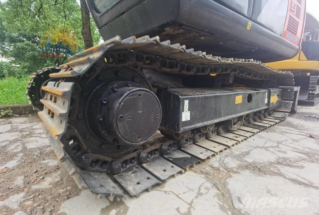 Hitachi ZX 70 Midi rýpadlá 7 t - 12 t
