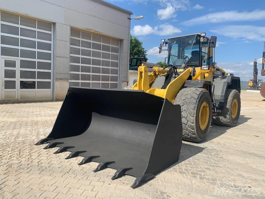 Komatsu WA 320-5H Kolesové nakladače