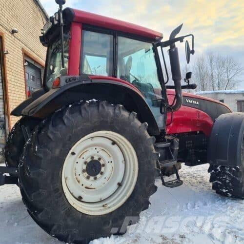 Valtra T 191 HiTech Traktory
