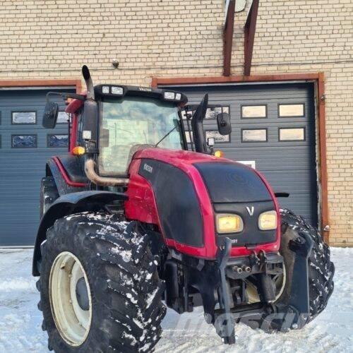 Valtra T 191 HiTech Traktory