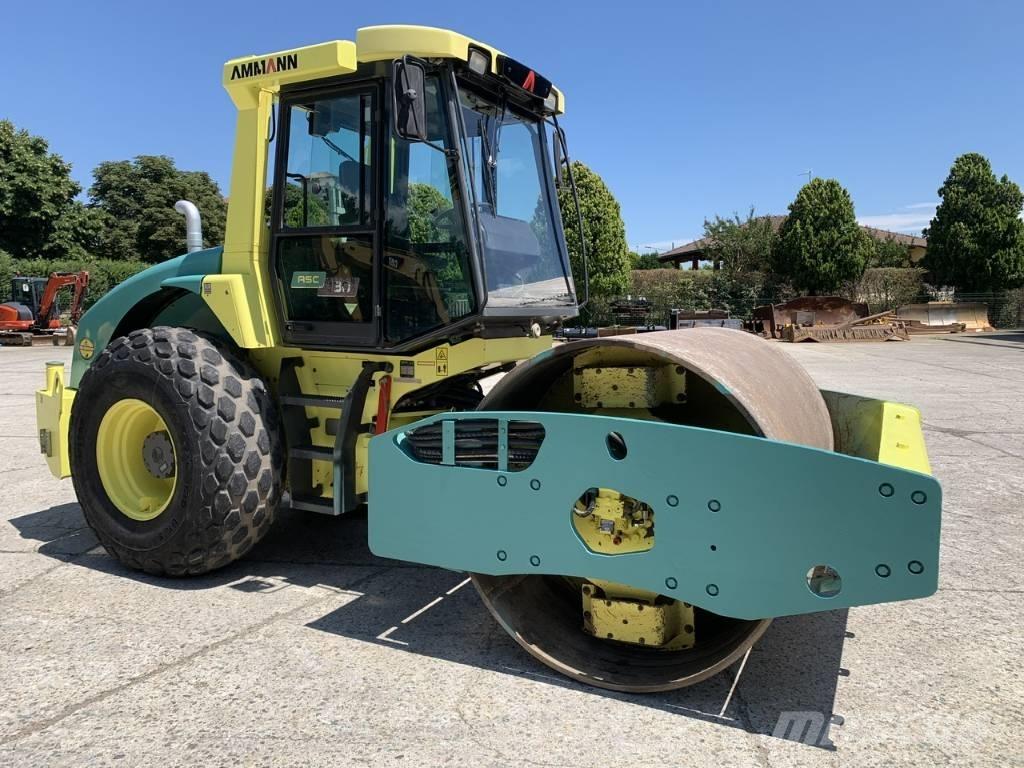 Ammann ASC 130 D Ťahačové valce