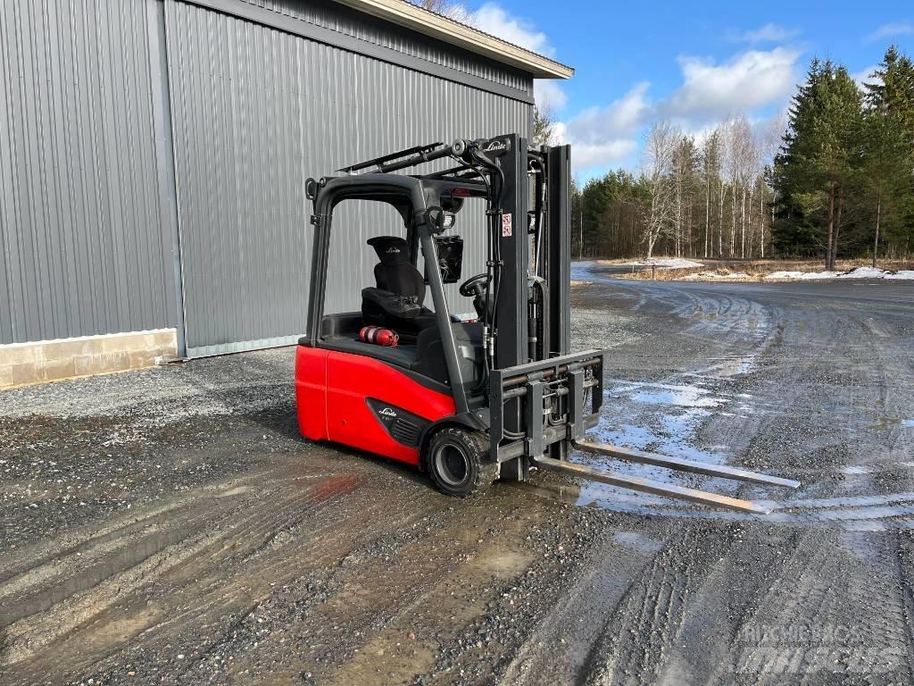 Linde E18L-02 Akumulátorové vozíky