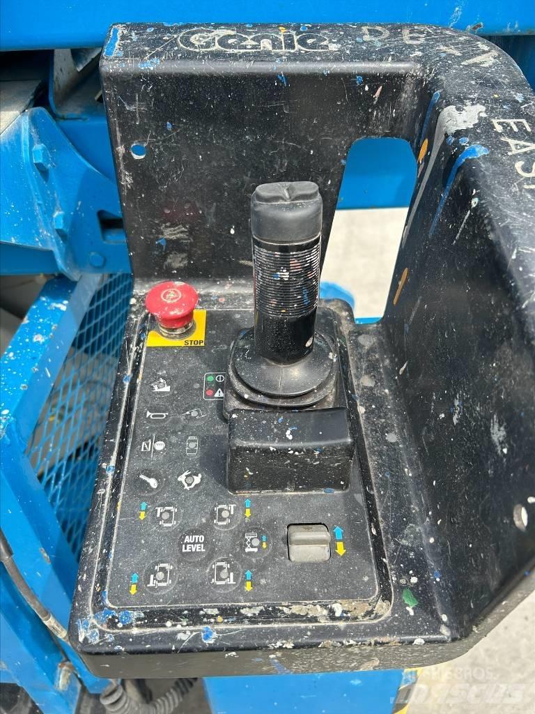 Genie GS 3384 RT Nožnicové zdvíhacie plošiny