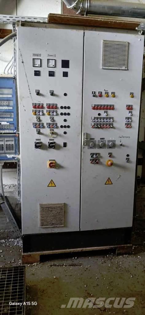  Strähle SK130/3 Stroje a zariadenia na spracovanie a skladovanie poľnohospodárskych plodín - Iné