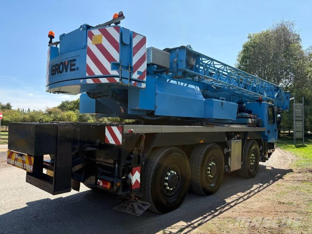 Grove GMK3055 Univerzálne terénne žeriavy