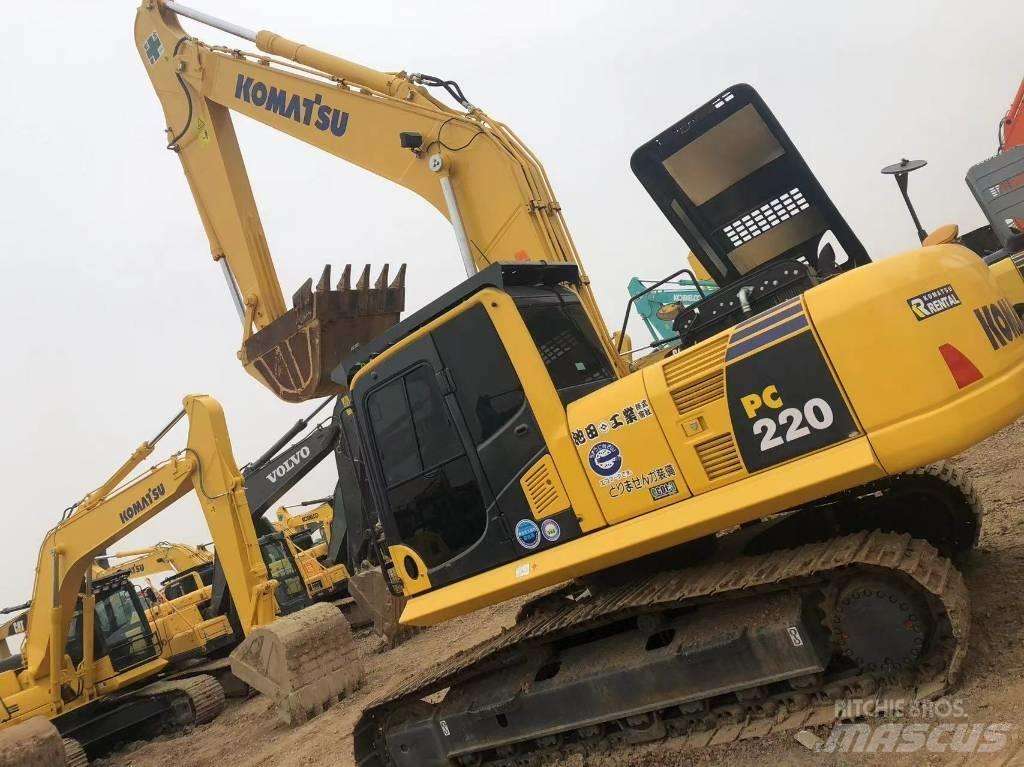 Komatsu 220-8 Pásové rýpadlá