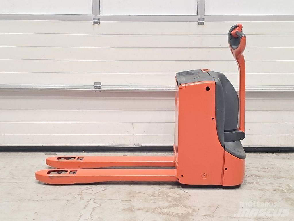 Linde T16 Nízkozdvižný vozík
