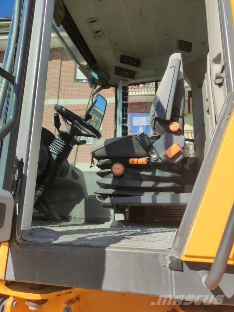 Volvo L 70 F Kolesové nakladače