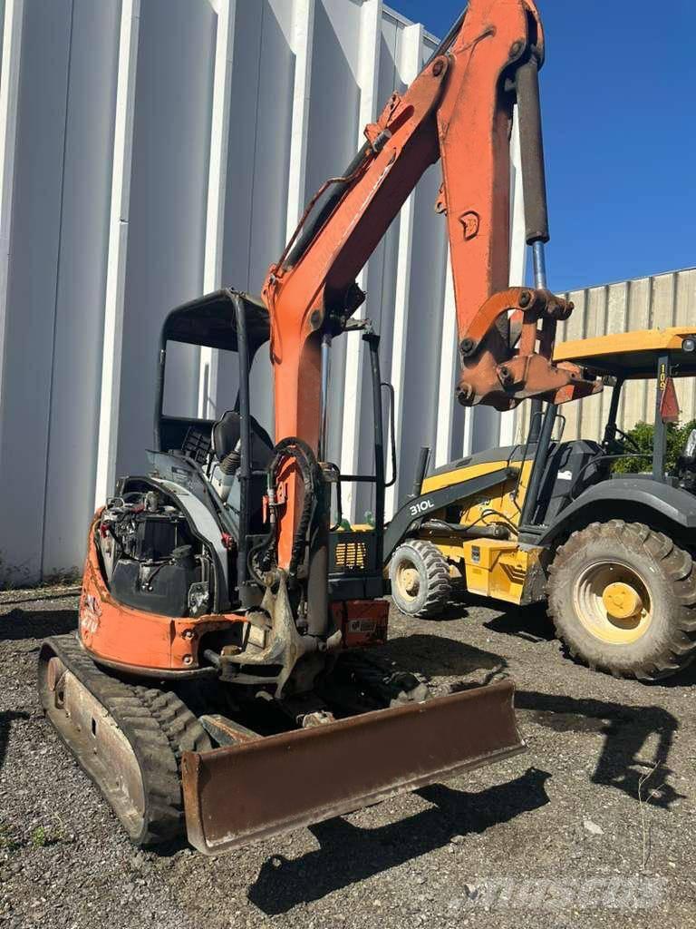Hitachi ZX 27 U Mini rýpadlá < 7t