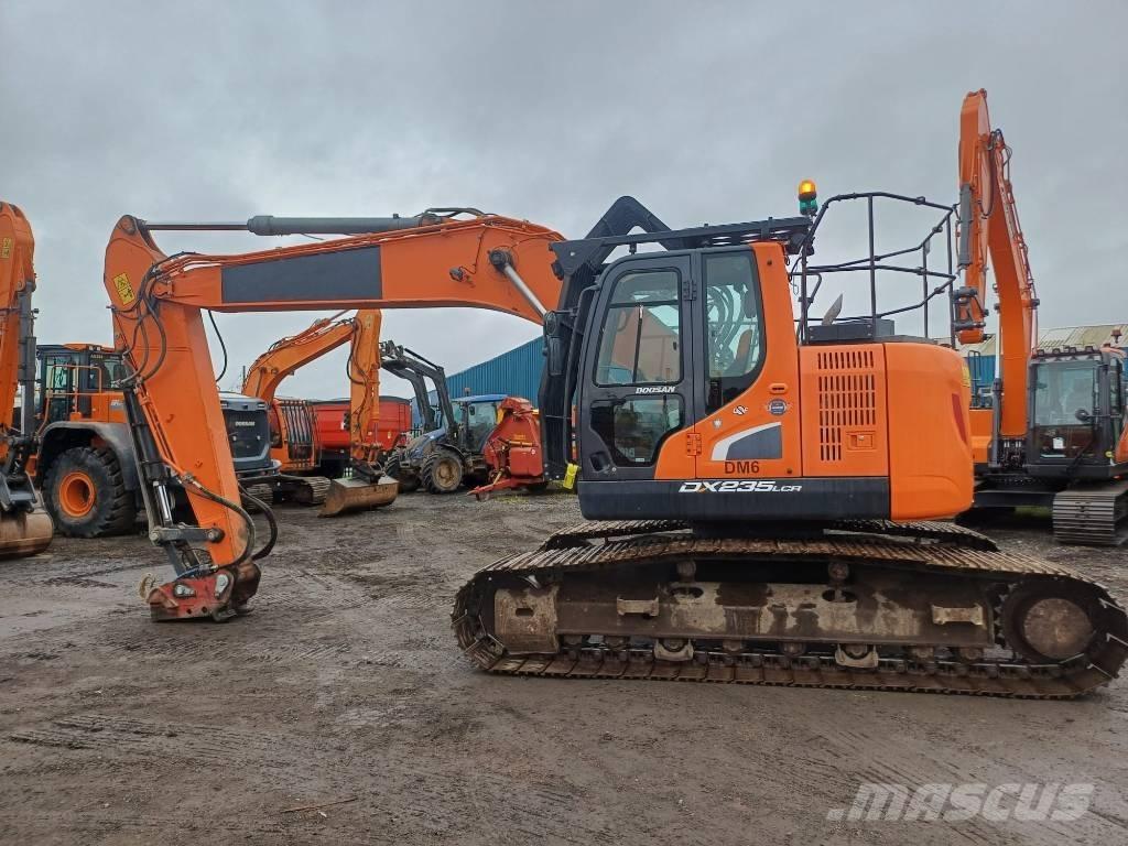 Doosan DX 235 LCR-5 Pásové rýpadlá