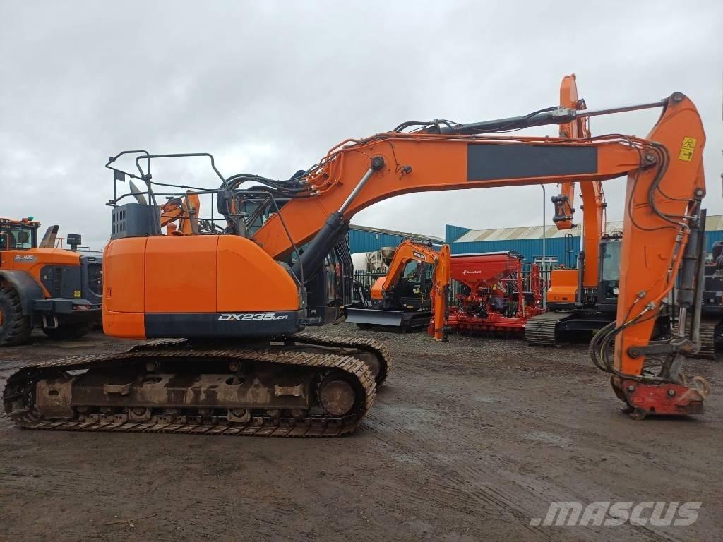 Doosan DX 235 LCR-5 Pásové rýpadlá