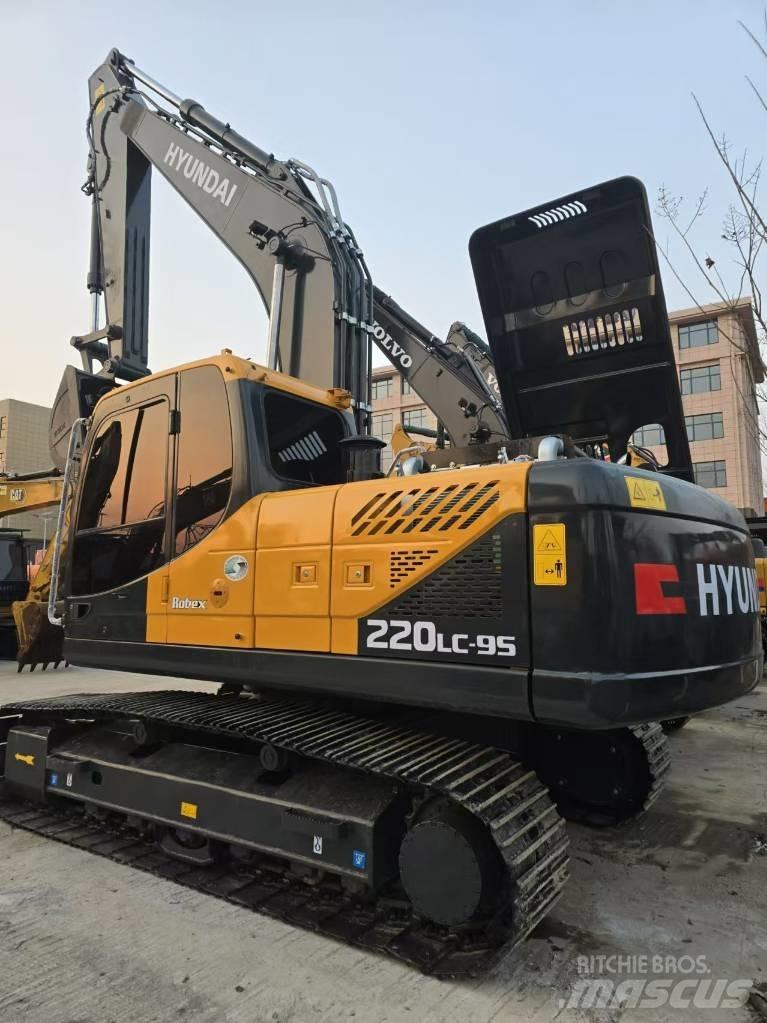 Hyundai 220—9S Pásové rýpadlá