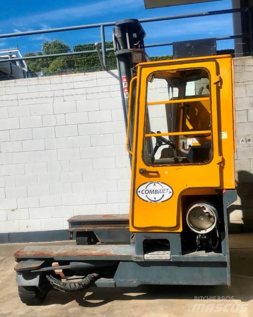 Combilift C4000 Bočný vysokozdvižný vozík