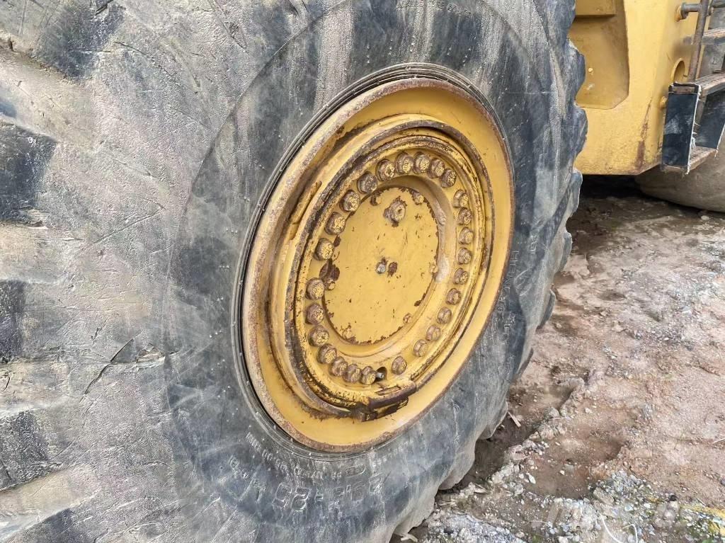 CAT 980 G Kolesové nakladače