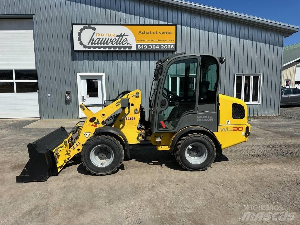 Wacker Neuson WL 30 Kolesové nakladače