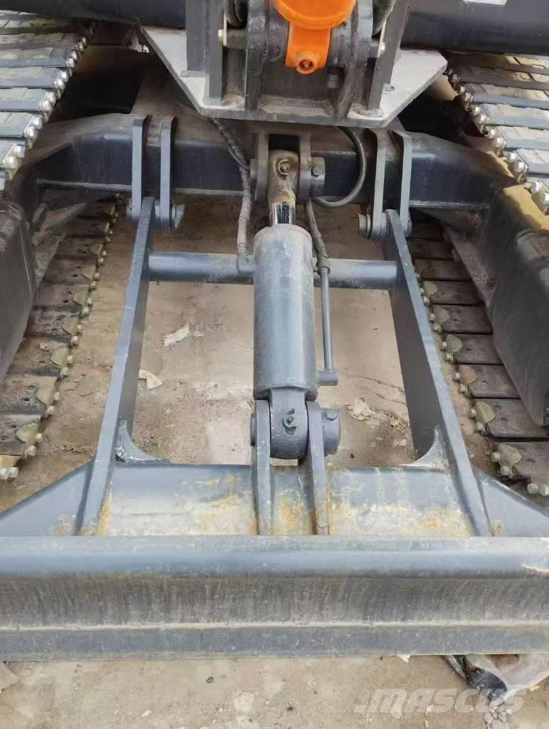 Doosan 55 Pásové rýpadlá