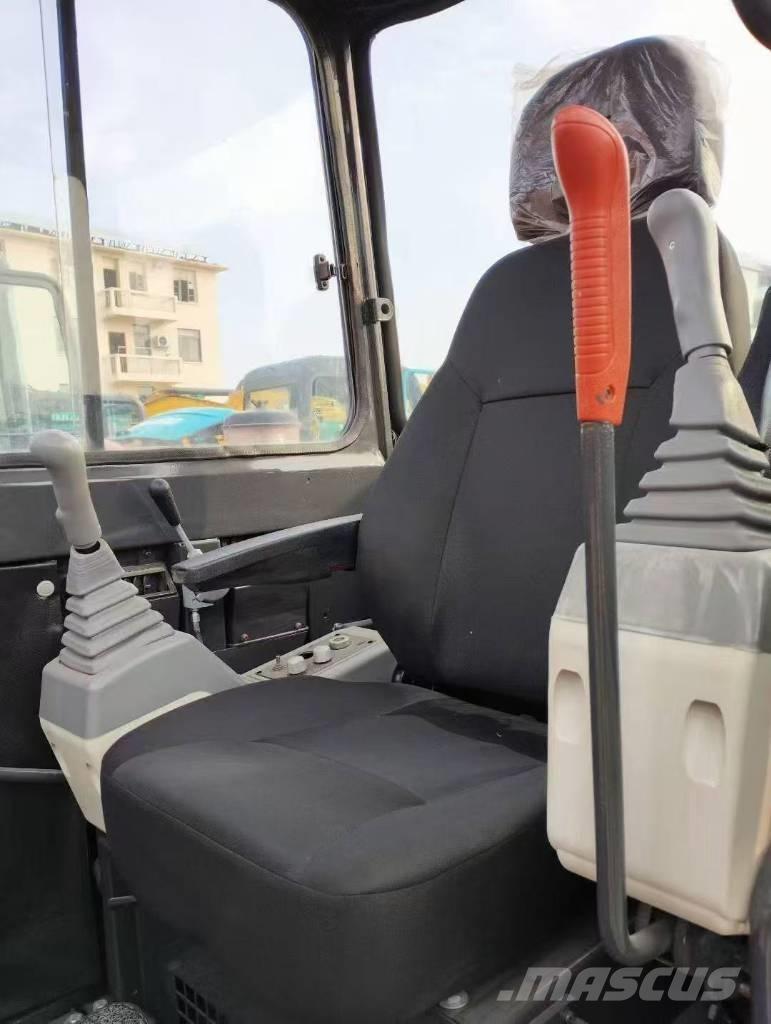 Doosan 55 Pásové rýpadlá