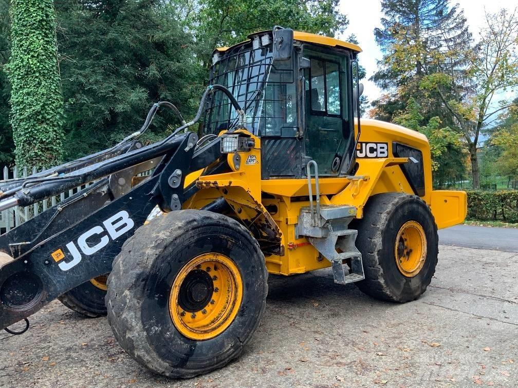 JCB 437 HT Kolesové nakladače