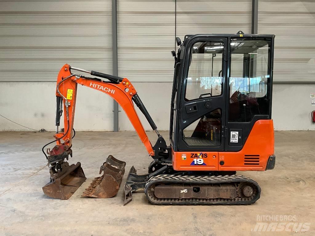 Hitachi ZX 19-6 CR Mini rýpadlá < 7t