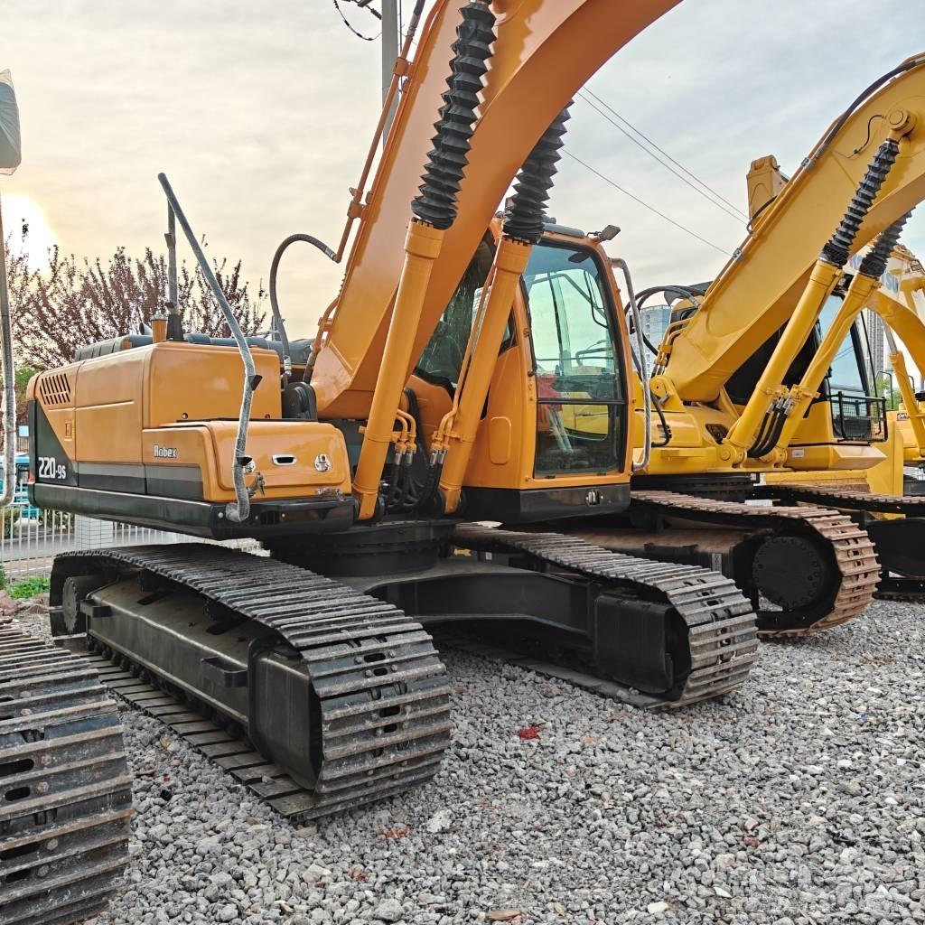 Hyundai R220-9S Pásové rýpadlá