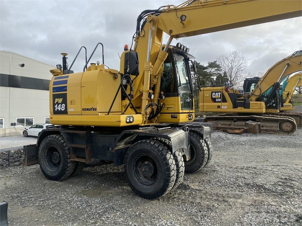 Komatsu PW148-10 Kolesové rýpadlá