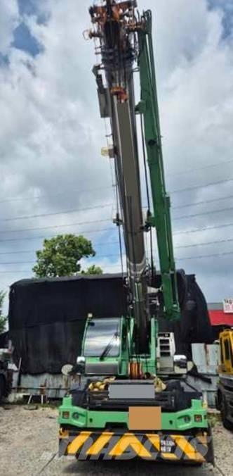 Tadano GR-250N-4 Univerzálne terénne žeriavy