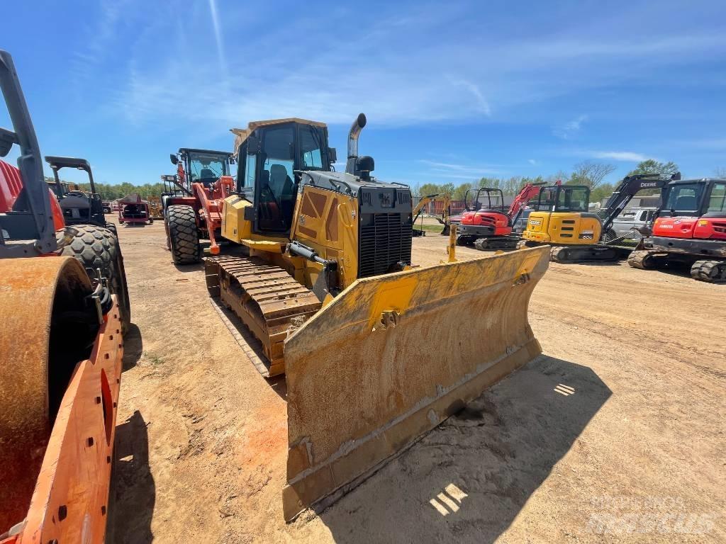 DEERE 700K Pásové dozéry