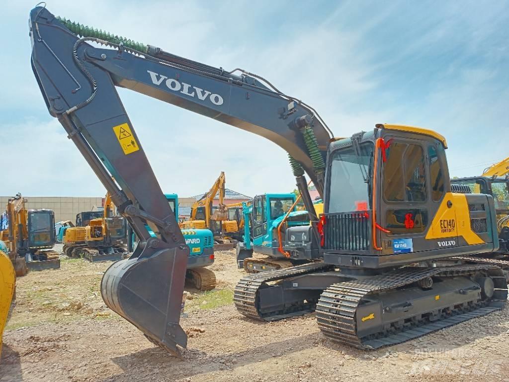 Volvo EC 140 Midi rýpadlá 7 t - 12 t