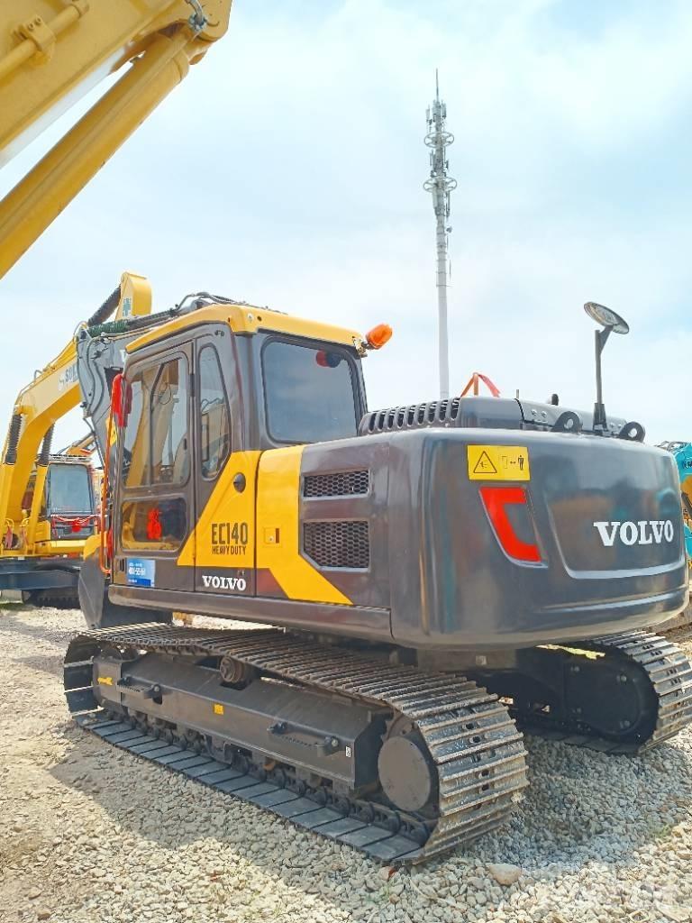 Volvo EC 140 Midi rýpadlá 7 t - 12 t