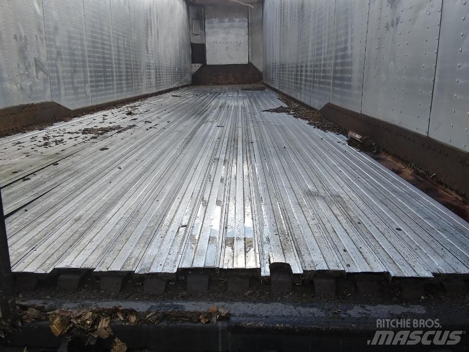  Nabors Walking floor Prívesy na drevnú štiepku