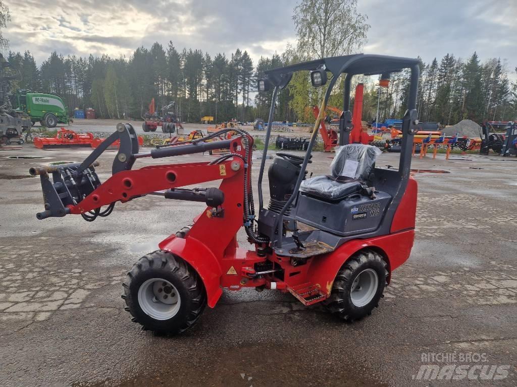 Flexitrac 1126 LRF Viacúčelové nakladače